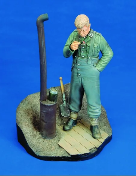 The soldier's lunch Russia '43, 1/16 - Royal Model RM120