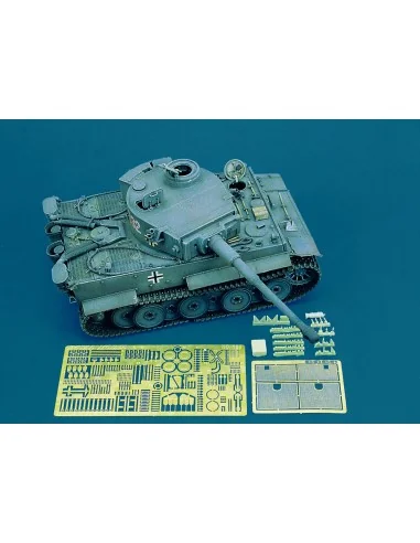 Tiger I fruhe produktion, 1/35 - Royal Model RM158