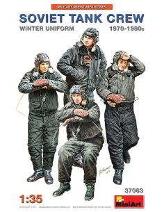 Soviet Tank Crew 1970-1980s. Winter Uniform, 1/35 - MiniArt 37063