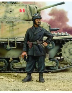Italian NCO tanker - WWII, 1/35 - Royal Model RM192