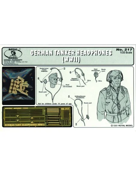 German tanker with head phones - WWII, 1/35 - Royal Model RM217
