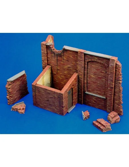 [NO_DESC] European storehouse ruin-Part 2, 1/35 - Royal Model RM260