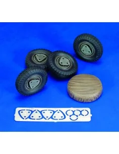 Wheels Sd.Kfz. 222, 1/35 - Royal Model RM387