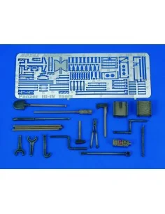 Pz. III-IV Tools & Holders-WWII, 1/35 - Royal Model RM437