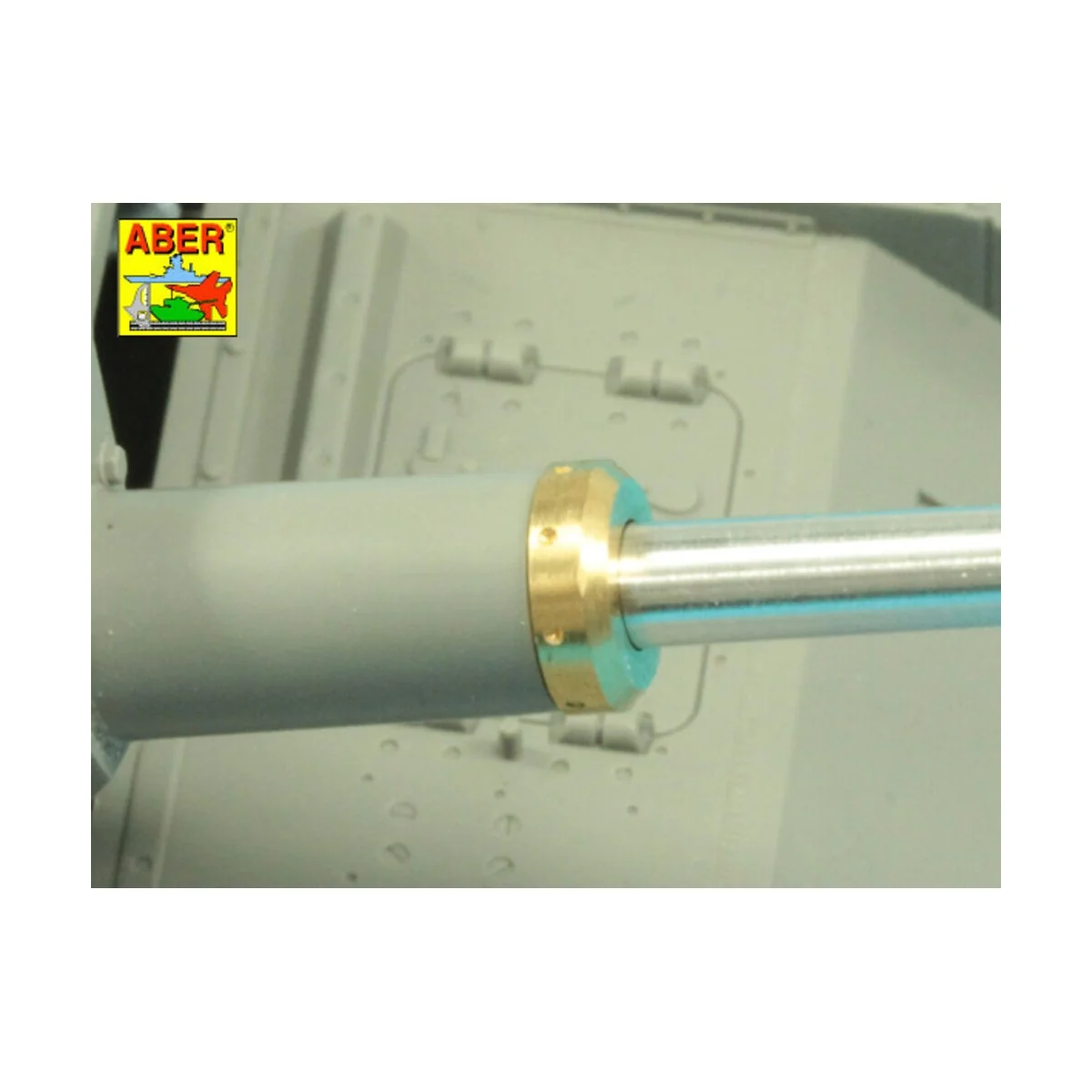 German StuK.40 L/48 7, 5 cm Barrel with middle muzzle brake for Stu... German StuK.40 L/48 7, 5 cm Barrel with middle muzzle brake for Stu...