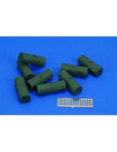 Fuel Tanks Russian tanks-WWII, 1/35 - Royal Model RM499