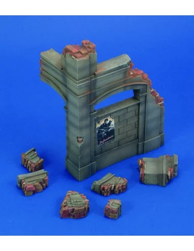 Corner ruin German building, 1/35 - Royal Model RM504