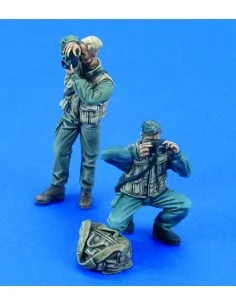 Photographers, 1/35 - Royal Model RM508
