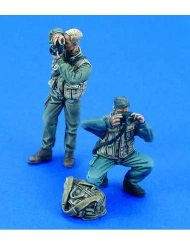 Photographers, 1/35 - Royal Model RM508