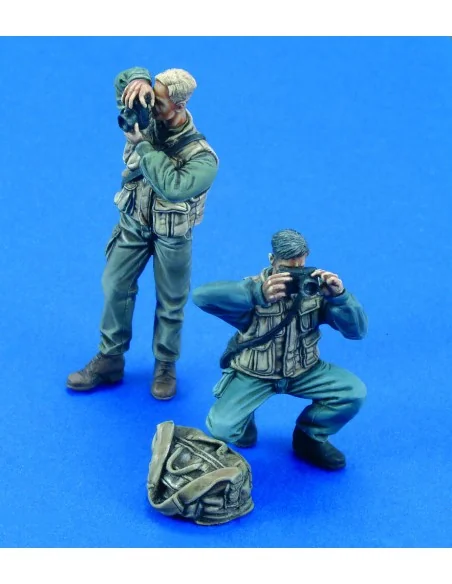Photographers, 1/35 - Royal Model RM508