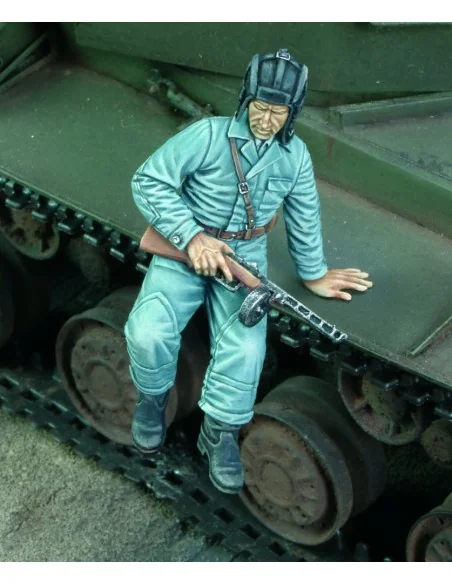 [NO_DESC] Russian tanker jumping down-WWII, 1/35 - Royal Model RM564