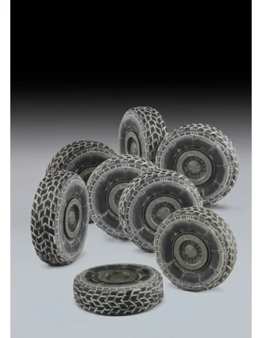Centauro weighted wheels, 1/35 - Royal Model RM588