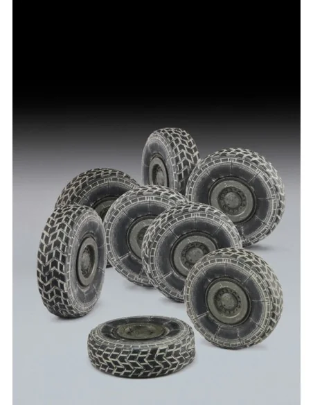[NO_DESC] Centauro weighted wheels, 1/35 - Royal Model RM588