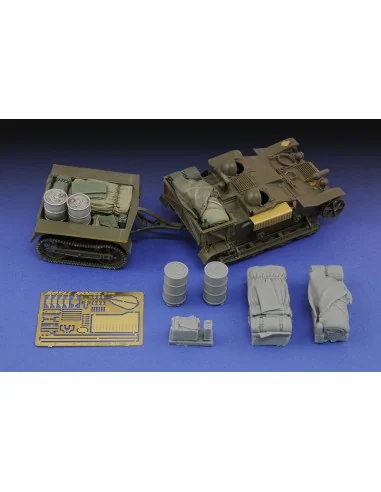 French Armored Carrier UE & stowage, 1/35 - Royal Model RM601