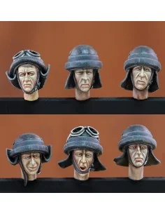 Italian tankers heads-WWII, 1/35 - Royal Model RM606