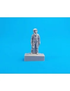 Two French Pilots and a Mechanic, 1/72 - CMK 129-F72308 2