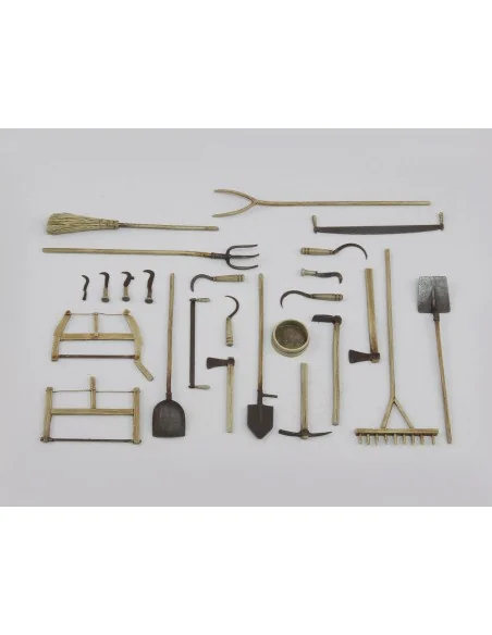 Assorted farm tools, 1/35 - Royal Model RM637