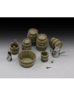 Wine barrels and farm accessories, 1/35 - Royal Model RM641
