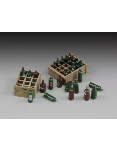 Wine bottles and crates, 1/35 - Royal Model RM655