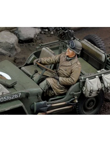 U.S. Jeep driver-WWII, 1/35 - Royal Model RM660