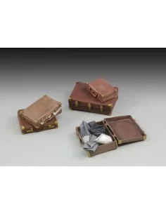 Assorted suitcases, 1/35 - Royal Model RM664