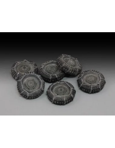 [NO_DESC] Chained wheels M8 / M20, 1/35 - Royal Model RM677
