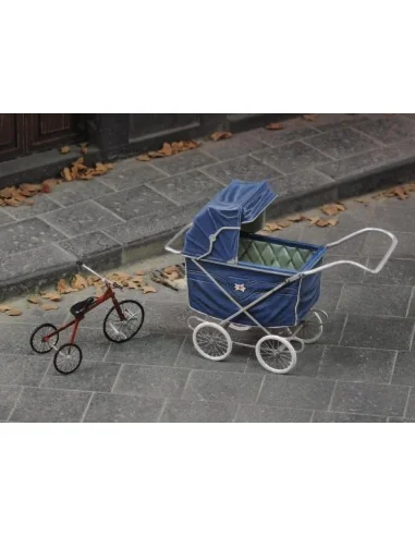 Pushchair & tricycle, 1/35 - Royal Model RM731