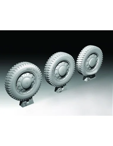 [NO_DESC] Dingo Wheels, 1/35 - Royal Model RM741