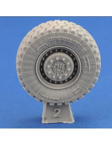 Cougar-4×4 sagged wheels, 1/35 - Royal Model RM772