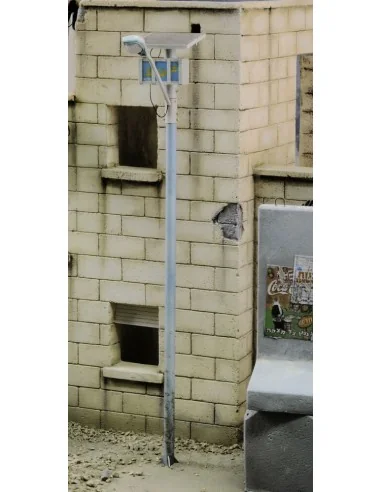 Solar powered street light, 1/35 - Royal Model RM796