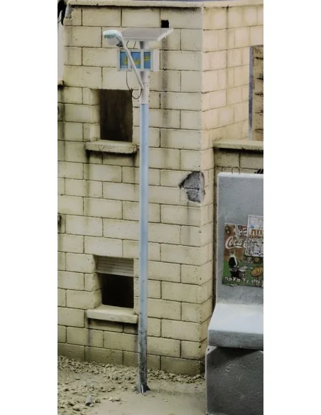 Solar powered street light, 1/35 - Royal Model RM796