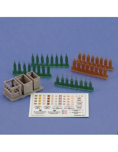 Champagne, cognac e wine bottles with crates, 1/35 - Royal Model RM801