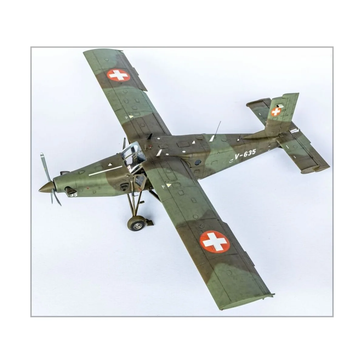 Pilatus PC-6 B2/H2 Turbo Porter, 1/48 - Heller 30410 Pilatus PC-6 B2/H2 Turbo Porter, 1/48 - Heller 30410