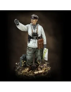 German tanker in winter dress - WWII, 1/48 - Royal Model RM824
