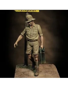 Italian soldier with jerry can, 1/35 - Royal Model RM850