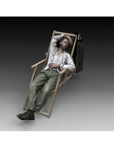 German soldier who sleeps-WWII, 1/35 - Royal Model RM852
