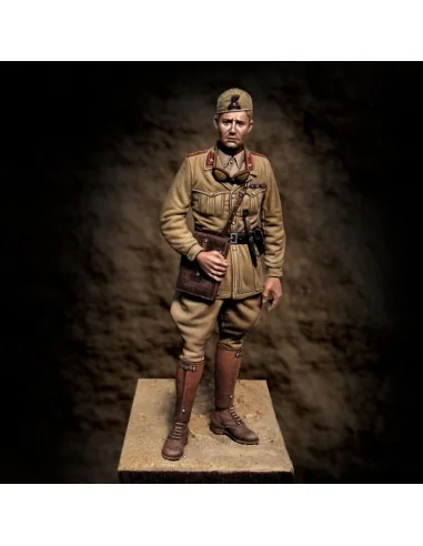 Italian Officer Libia 1940, 1/35 - Royal Model RM854
