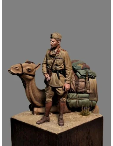 Italian Officer Libia 1940, 1/35 - Royal Model RM854