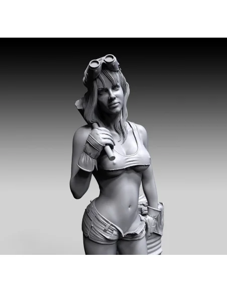 Garage girl, 1/35 - Royal Model RM856