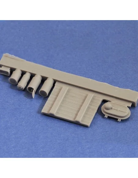 [NO_DESC] German field kitchen accessories, 1/35 - Royal Model RM875