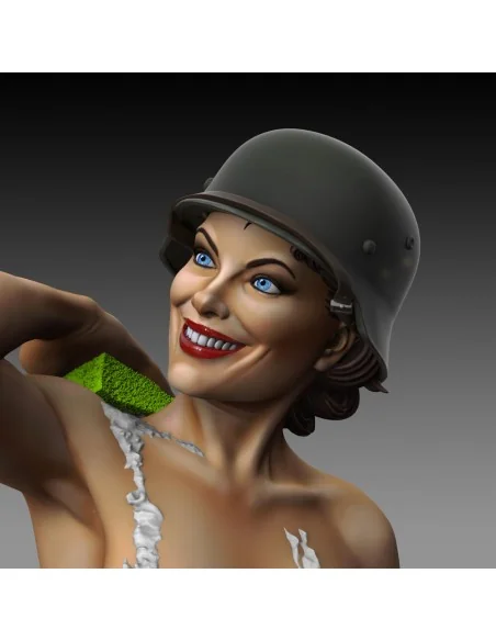 Girl taking a bath, 1/35 - Royal Model RM885