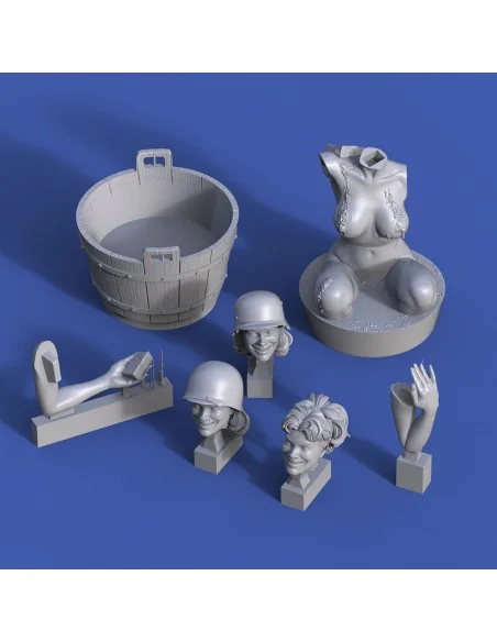 [NO_DESC] Girl taking a bath, 1/35 - Royal Model RM885
