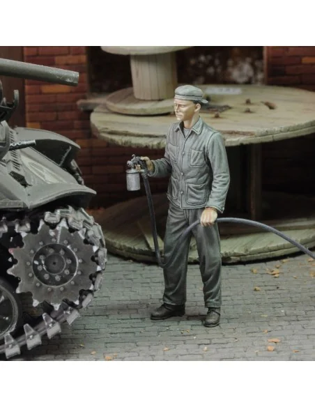 [NO_DESC] Soldier who paints - WWII, 1/72 - Royal Model RM888