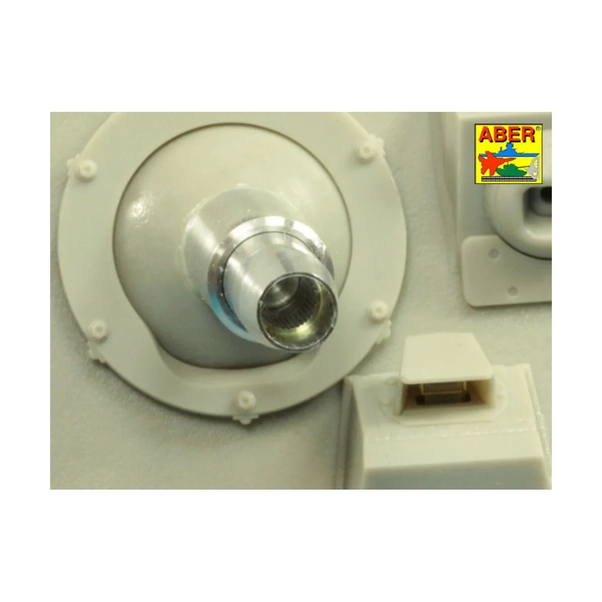 German 15cm StuH 43 Barrel for Stu.Pz. IV BRUMMBAR middle/late, 1/3...