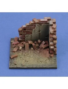 Base with ruined wall 'cm4x4' No.10, 1/35 - Royal Model RM941