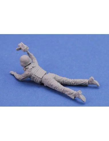 War Reporter, 1/35 - Royal Model RM960