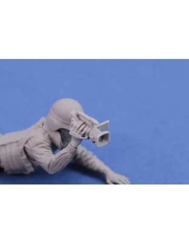 War Reporter, 1/35 - Royal Model RM960