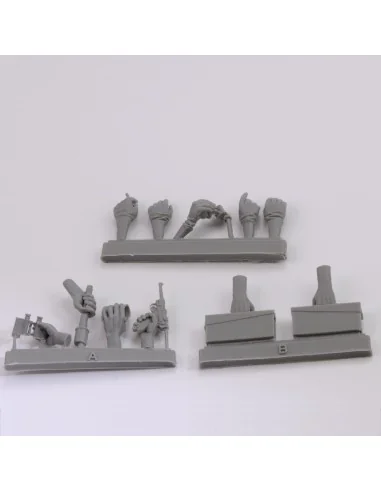 Assorted german hands set -WWII, 1/16 - Royal Model RM966