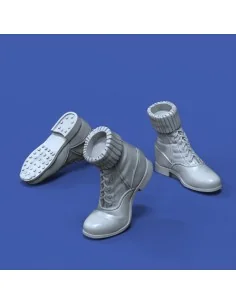 German DAK boots-assorted positions-WWII, 1/35 - Royal Model RM995 2