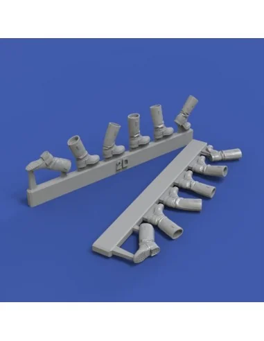 German infantry boots-various positions-WWII (no.4), 1/35 - Royal M...